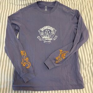 CONVERSE long sleeve top!